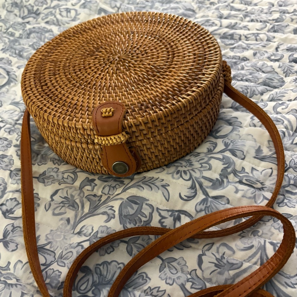 Rattan Circular Purse with Leather Strap